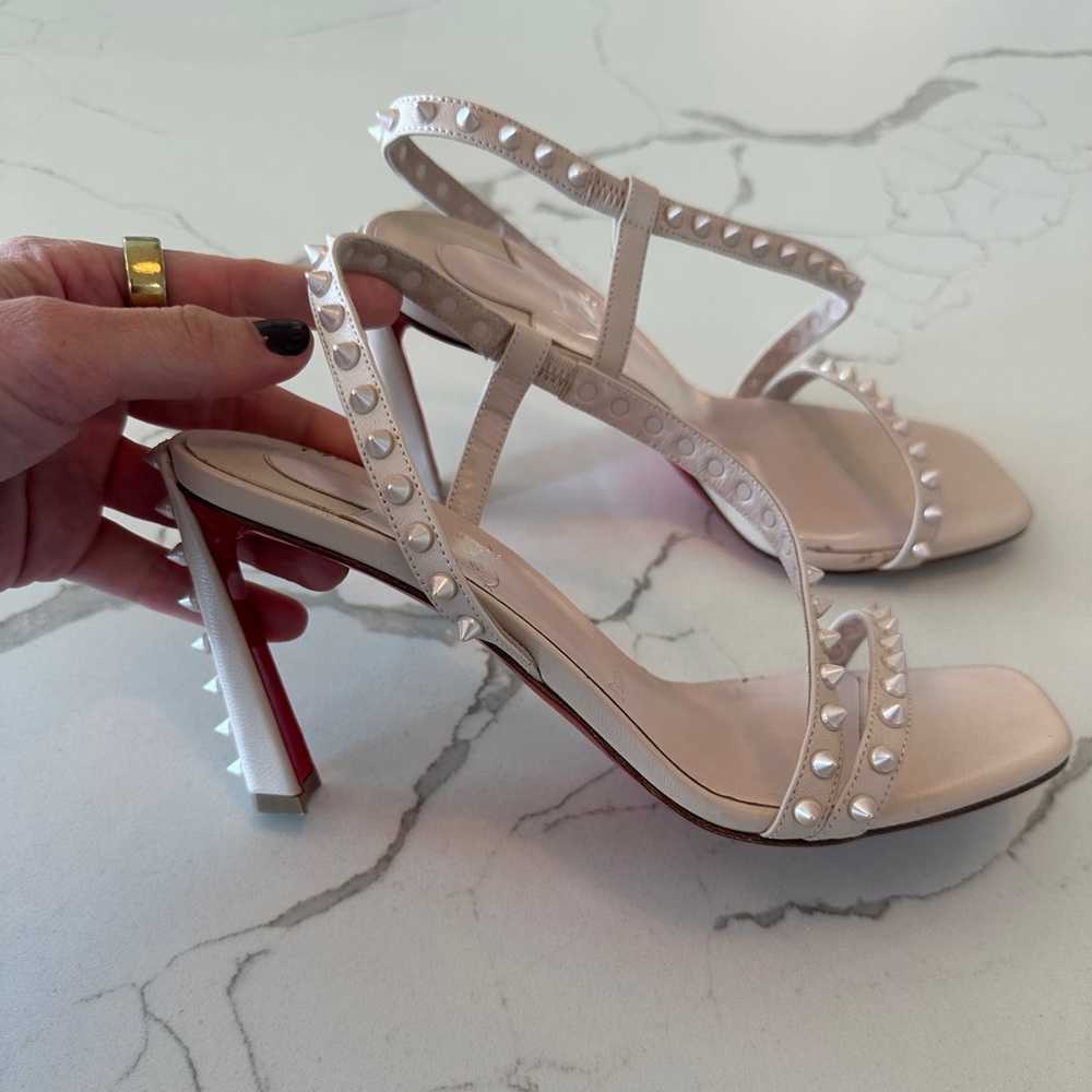 Christian Louboutin 37 spiked heels